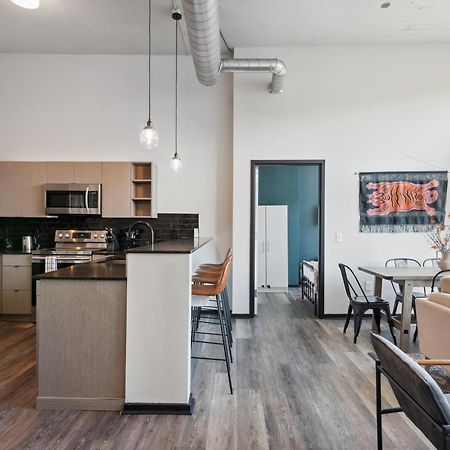 Large 3Br Apts & Studios, Free Parking, Gym, Game Room Philadelphia Exteriör bild