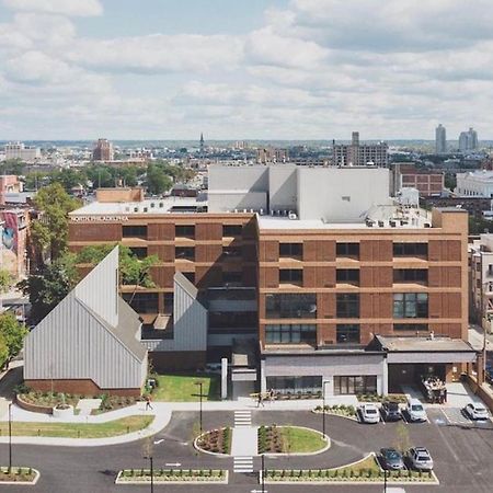 Large 3Br Apts & Studios, Free Parking, Gym, Game Room Philadelphia Exteriör bild