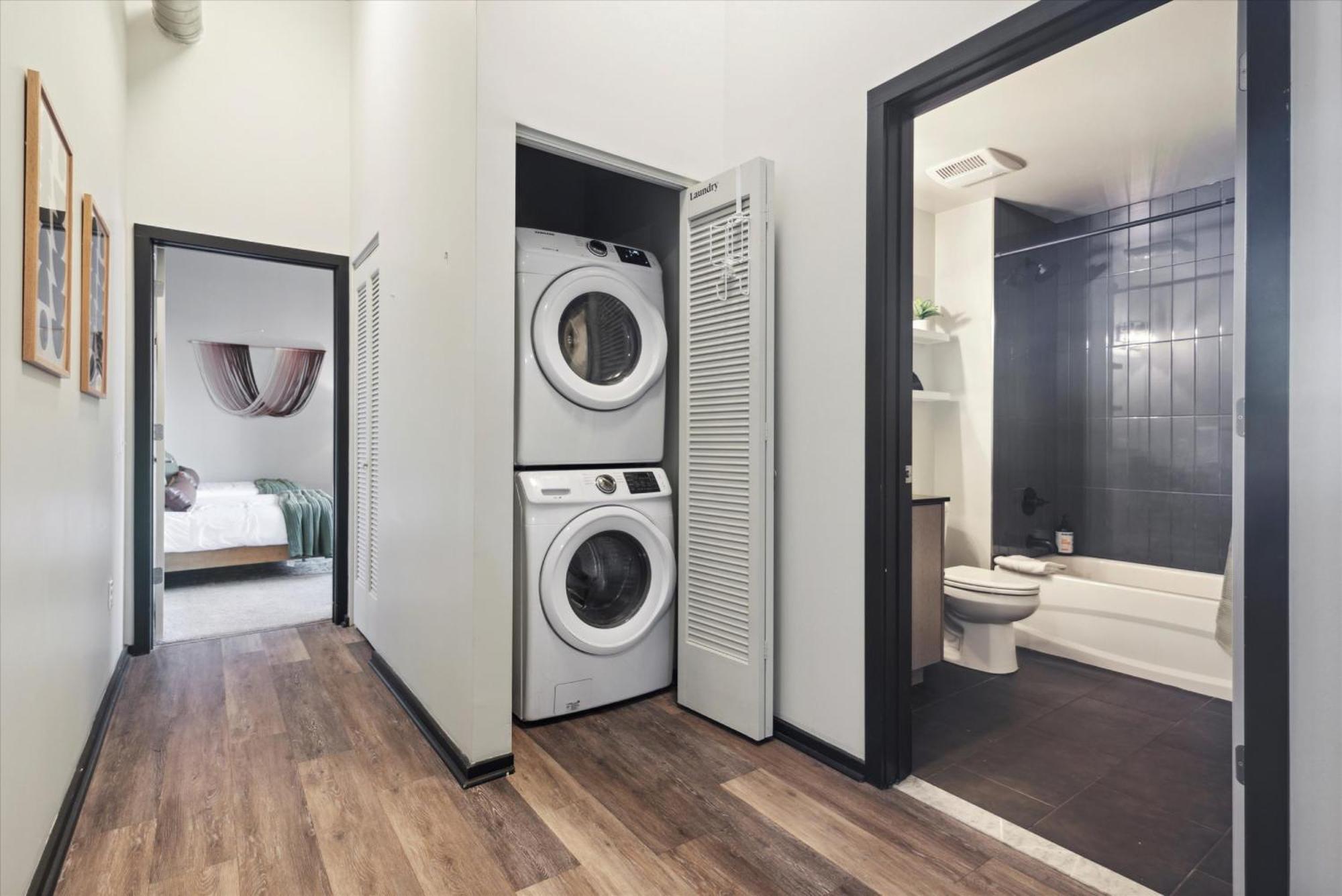 Large 3Br Apts & Studios, Free Parking, Gym, Game Room Philadelphia Exteriör bild