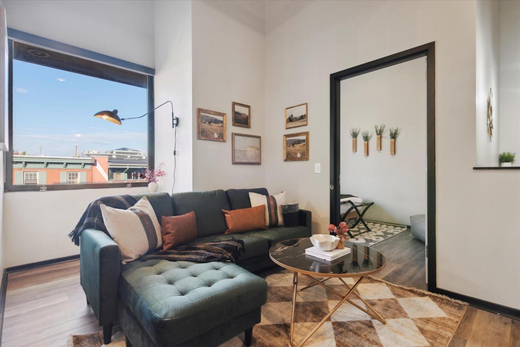 Large 3Br Apts & Studios, Free Parking, Gym, Game Room Philadelphia Exteriör bild