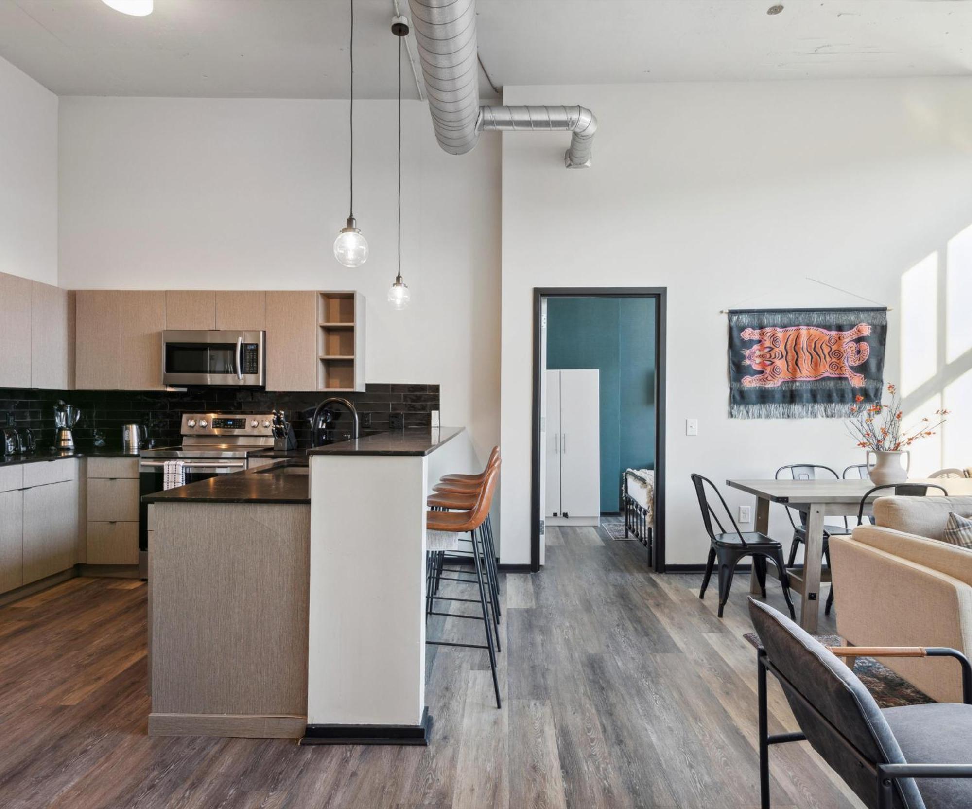 Large 3Br Apts & Studios, Free Parking, Gym, Game Room Philadelphia Exteriör bild