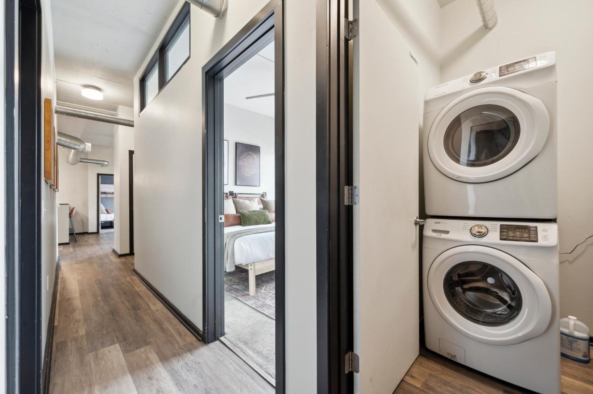 Large 3Br Apts & Studios, Free Parking, Gym, Game Room Philadelphia Exteriör bild