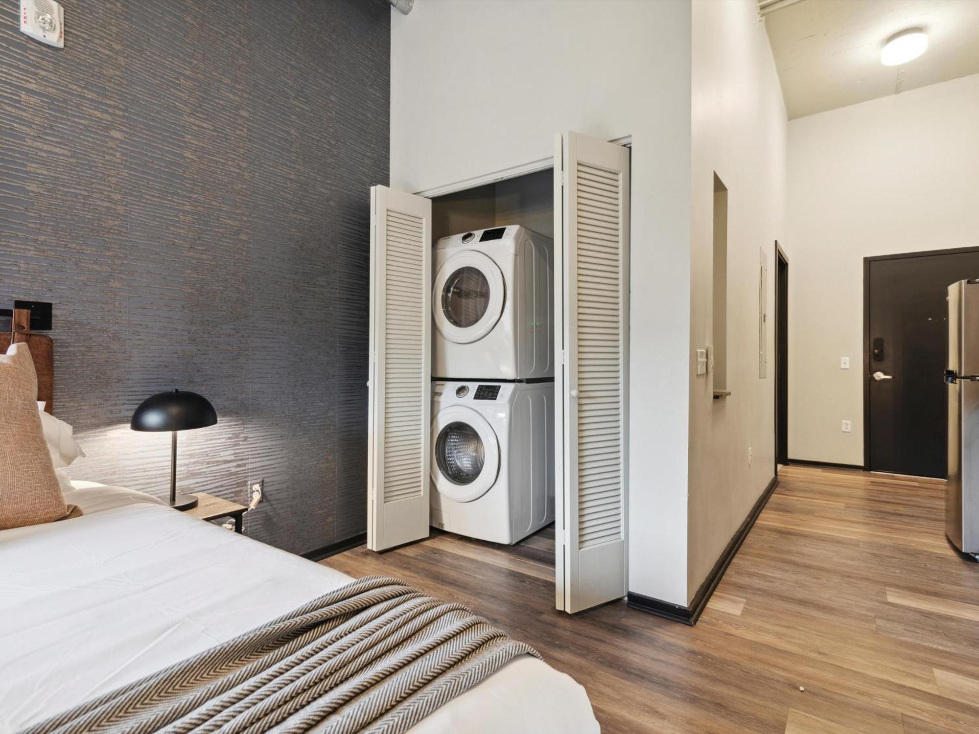 Large 3Br Apts & Studios, Free Parking, Gym, Game Room Philadelphia Rum bild